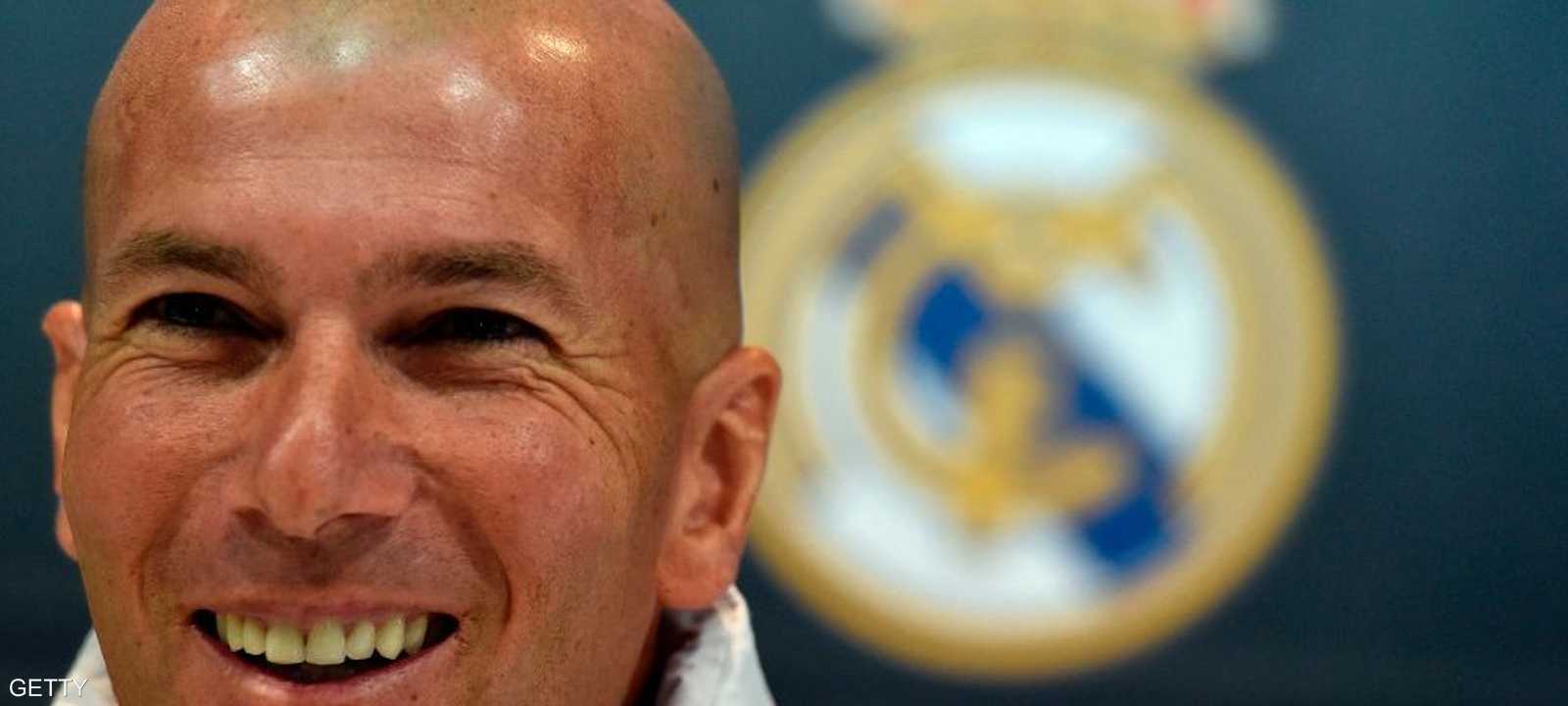 المدرب الفرنسي لفريق ريال مدريد زين الدين زيدان