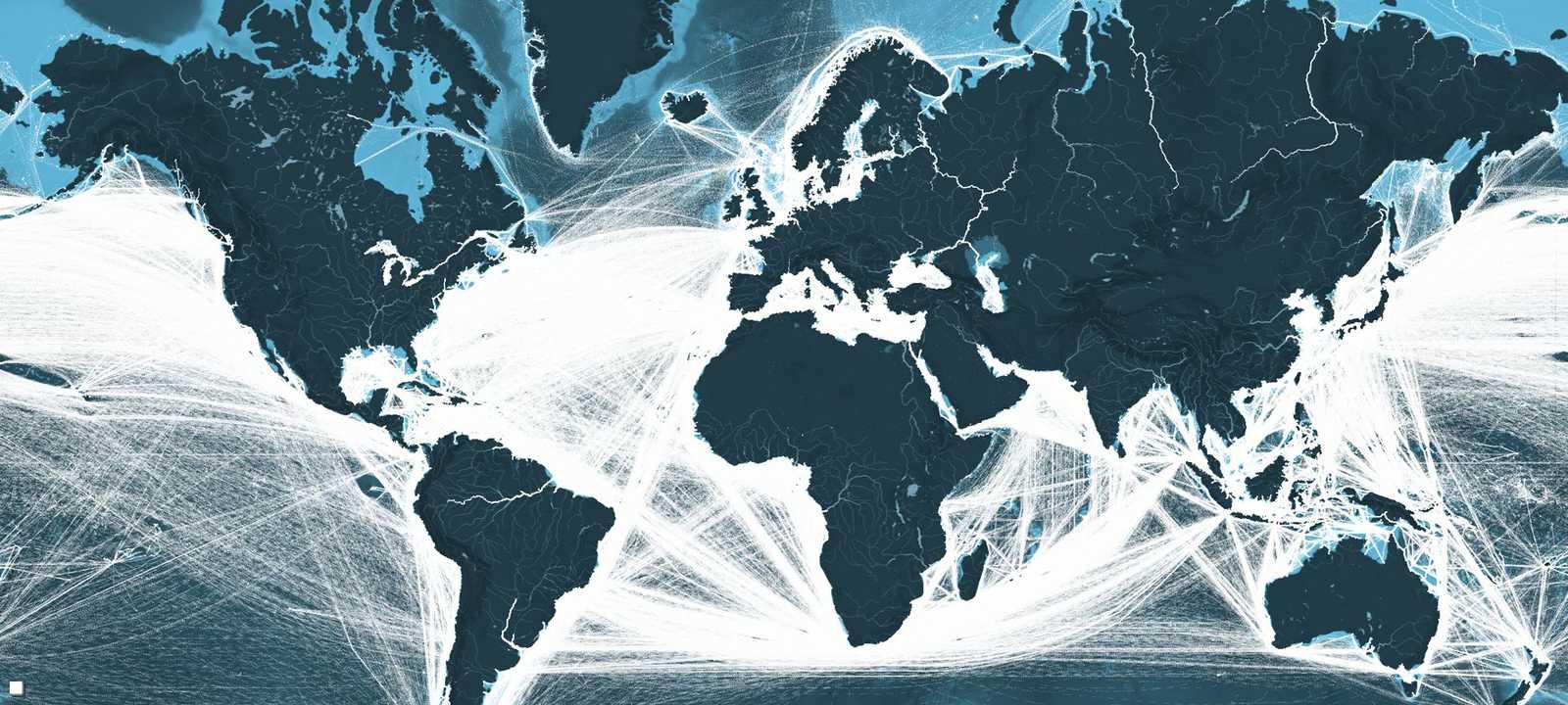 النقل البحري يضم 5 أنواع من السفن