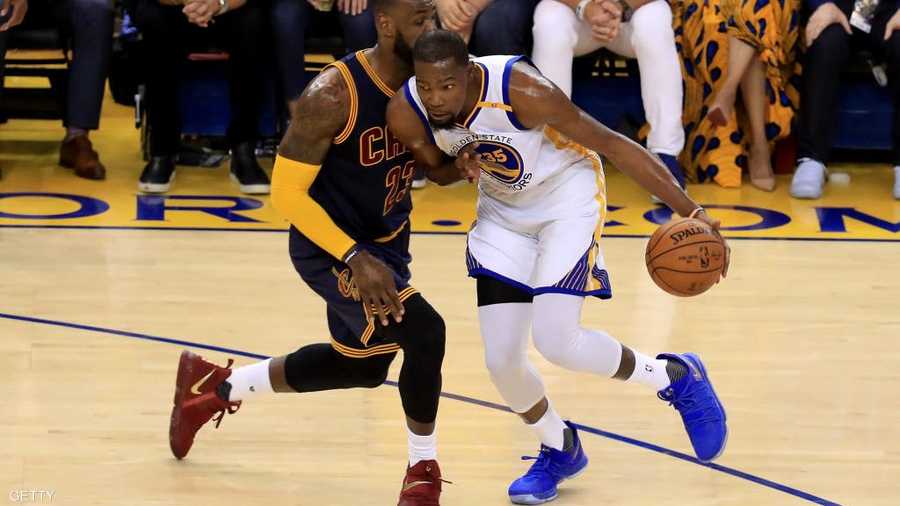 جيمس لم يتمكن من إيقاف دورانت في جميع المباريات