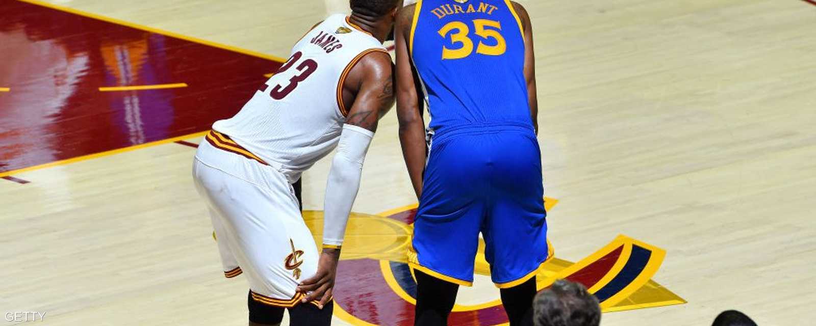 دورانت وجيمس كانا الأبرز في المواجهات الثلاث إلى الآن