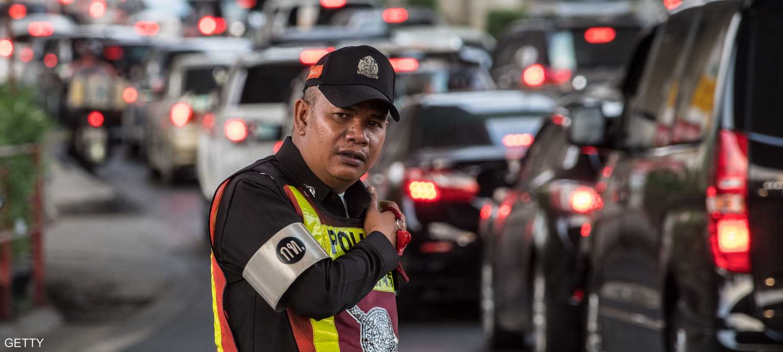 أحد أفراد الشرطة في العاصمة التايلاندية بانكوك.