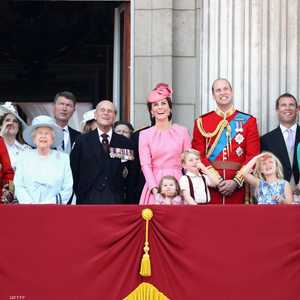 العائلة الملكية في لقطة رائعة