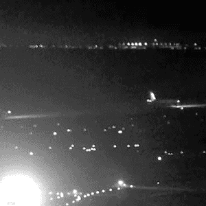 الطائرة الكندية كانت تصطدم بأربعة أخرى على أرض مطار أميركي