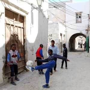 أطفال ليبيون في إحدى ضواحي طرابلس
