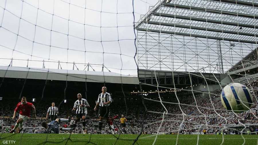 أجمل هدف بموسم 2006 سجله روني في مرمى نيوكاسل
