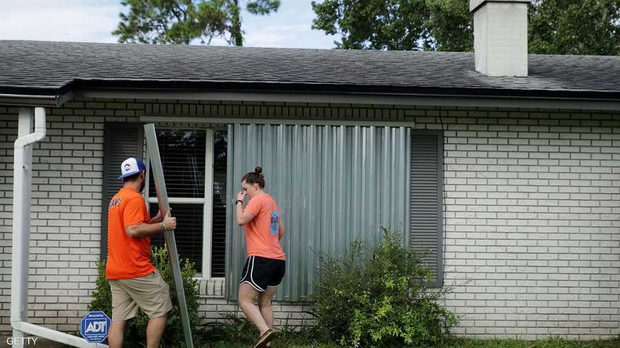 عمليات التشميع جارية على قدم وساق