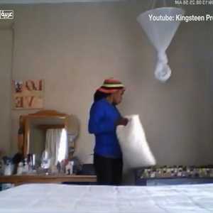 مربية تعتدي على طفلة