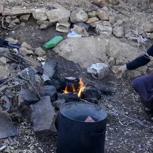 إدلب.. معاناة الساكن والنازح