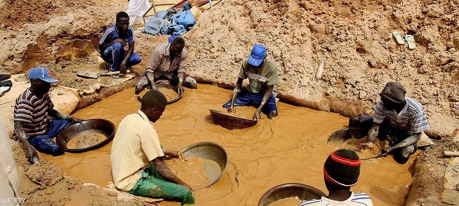 السلطات السودانية حذرت من خطورة التعدين الأهلي