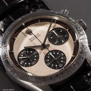 ساعة نيومان دخلت التاريخ