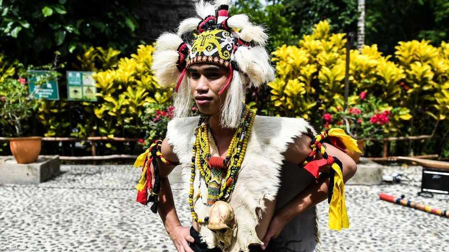 ماليزي في هيئة محارب قديم