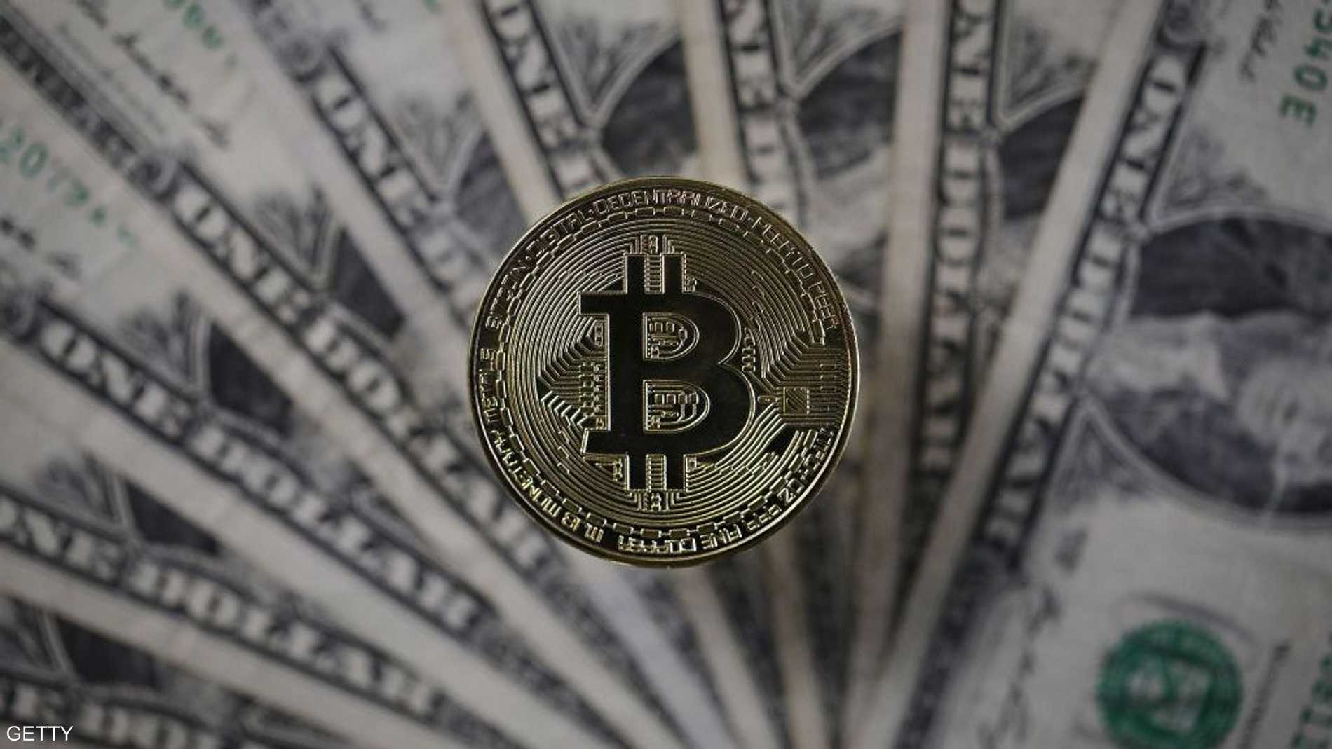 الدولار يتأرجح والعملات المشفرة تقفز بقوة