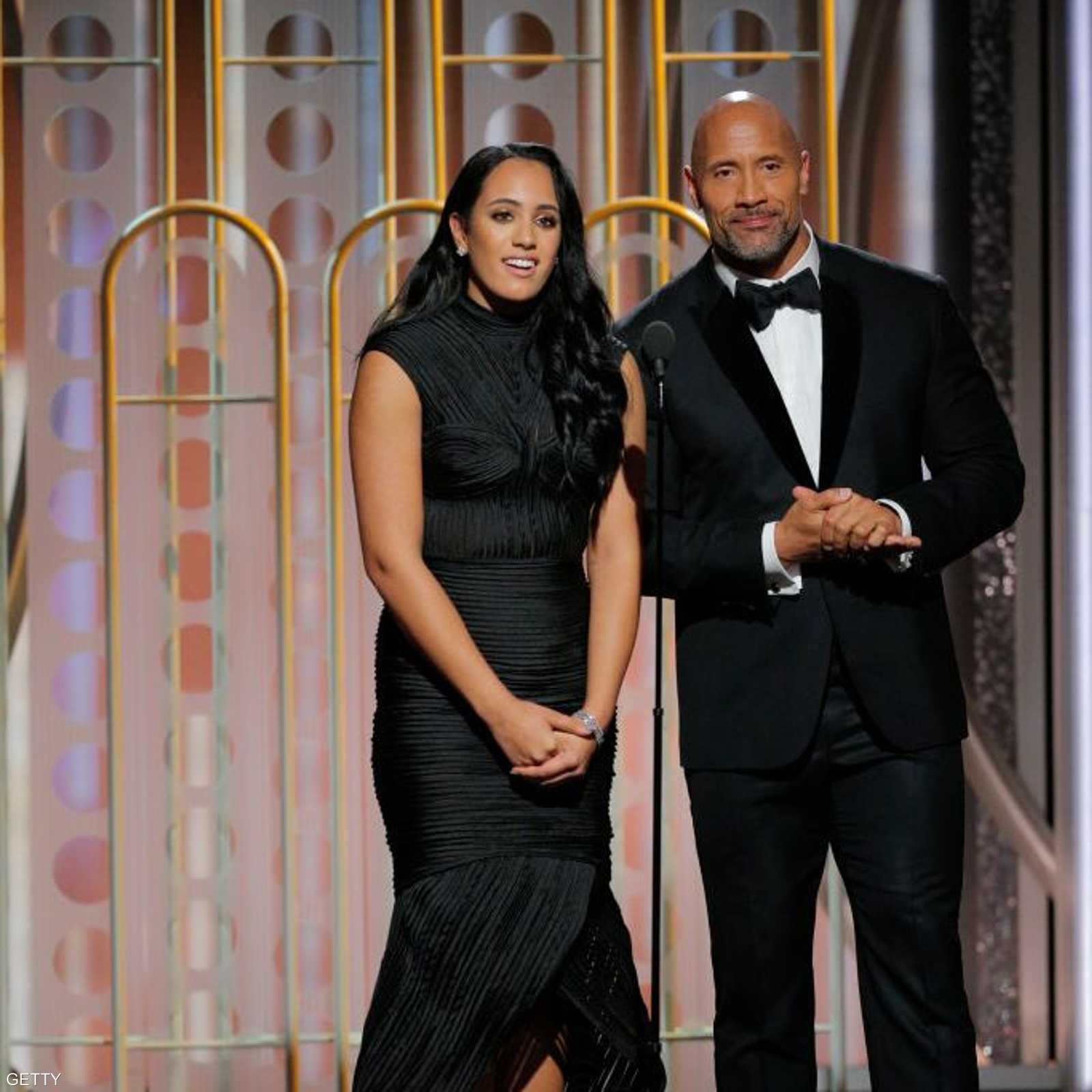الممثل دوين جونسون (ذا روك) مع ابنته سيمون غارسيا