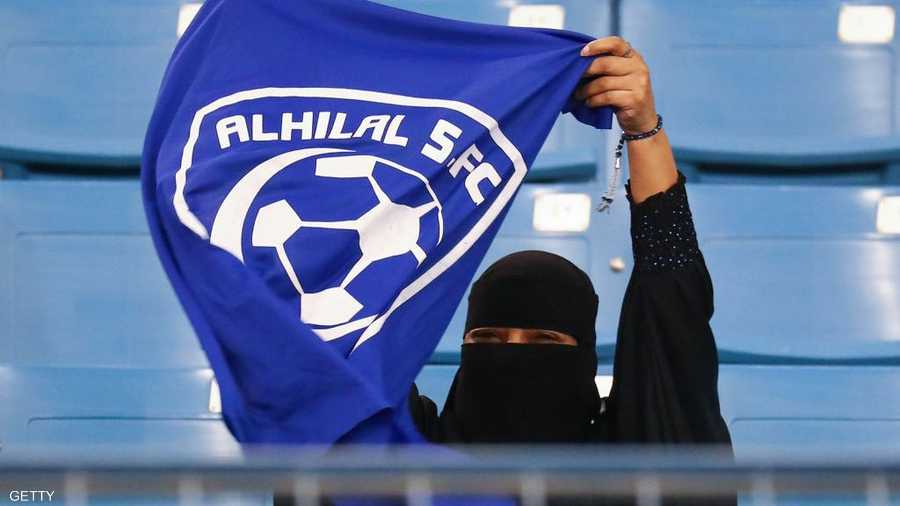 السعودية سمحت بدخول النساء إلى ملاعب رياضية