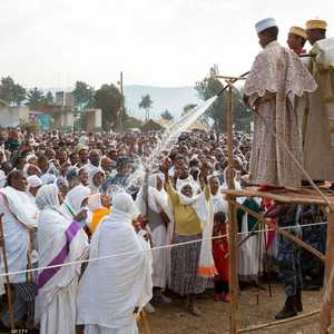 عيد الغطاش يرمز إلى تعميد المسيح