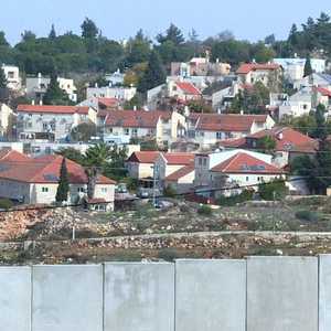 200 شركة تتعامل مع المستوطنات الإسرائيلية