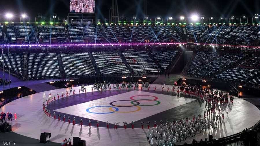 علم الأولمبياد يتوسط الاحتفالات