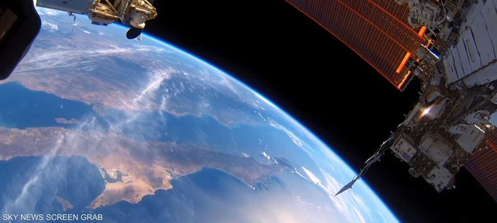 شركات أميركية وصينية تخطط لإطلاق آلاف الأقمار الاصطناعية