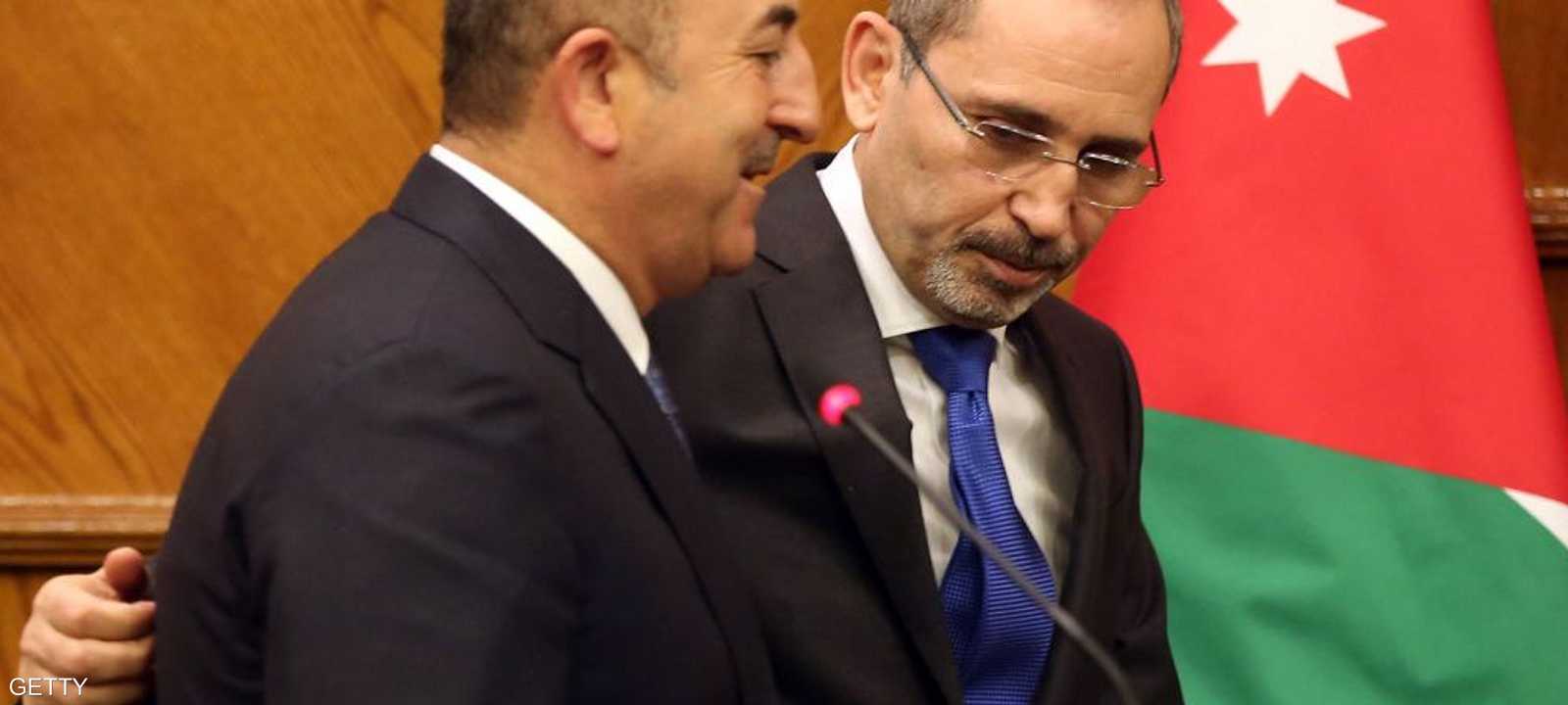 وزير الخارجية الأردني خلال زيارة نظيره التركي أواخر فبراير