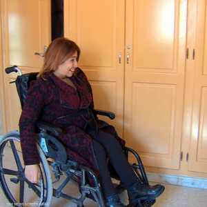 جنات.. من الكرسي المتحرك إلى أثير الإذاعات