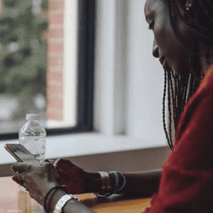 قالت سيدات إن تويتر ليس المكان المناسب للتعبير عن آرائهن