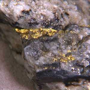 تصنيع الخاتم من ذهب ويلز