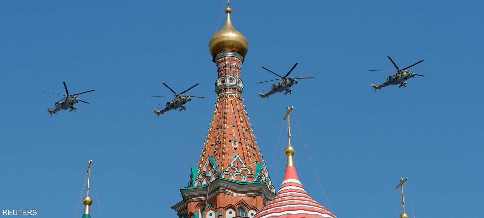 مروحيات تشارك في تدريبات تمهيدا ليوم النصر بموسكو