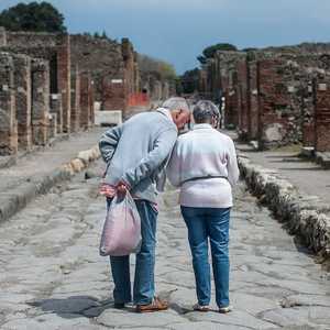 أحد المواقع الأثرية في مدينة بومبي الايطالية"أرشبف"