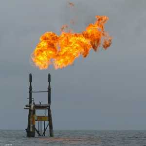 منصة غاز لشركة توتال قبالة السواحل الأنغولية