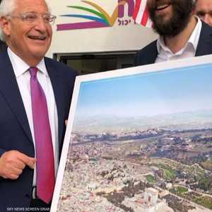 "الهيكل المزعوم" هدية للسفير الأميركي