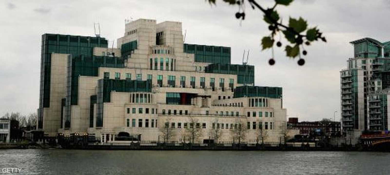 مبنى الاستخبارات البريطانية "MI6"