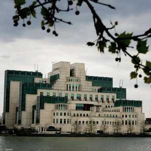 مبنى الاستخبارات البريطانية "MI6"