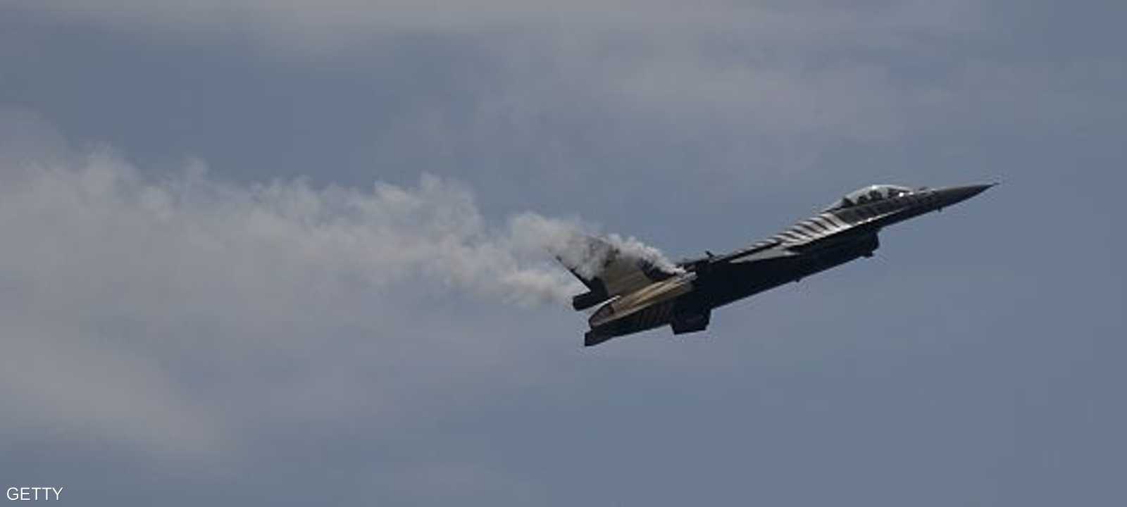 طائرة تركية من طراز F-16