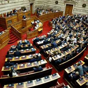 البرلمان المقدوني صادق على الاتفاق مع أثينا