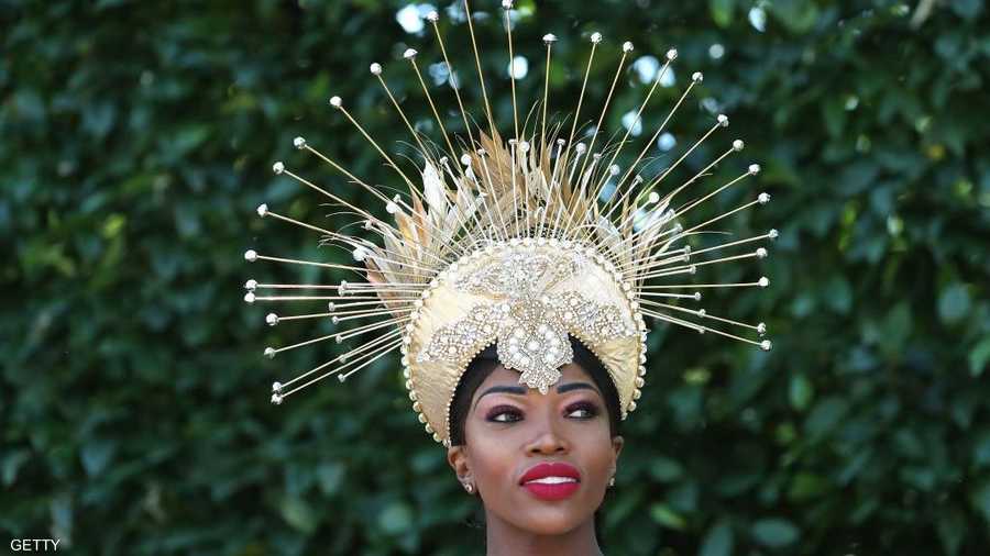 لمسة تراثية تظهر في بعض القبعات