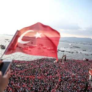 مناصروا حزب الشعوب الديمقراطي المعارض