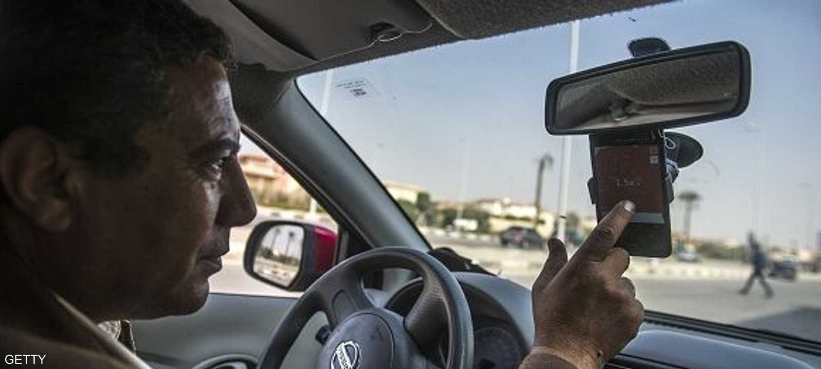 أحد سائقي شركة أوبر في مصر