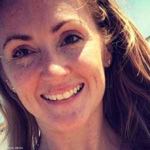 الشابة الأسترالية أصيبت بخطورة في أصبعها