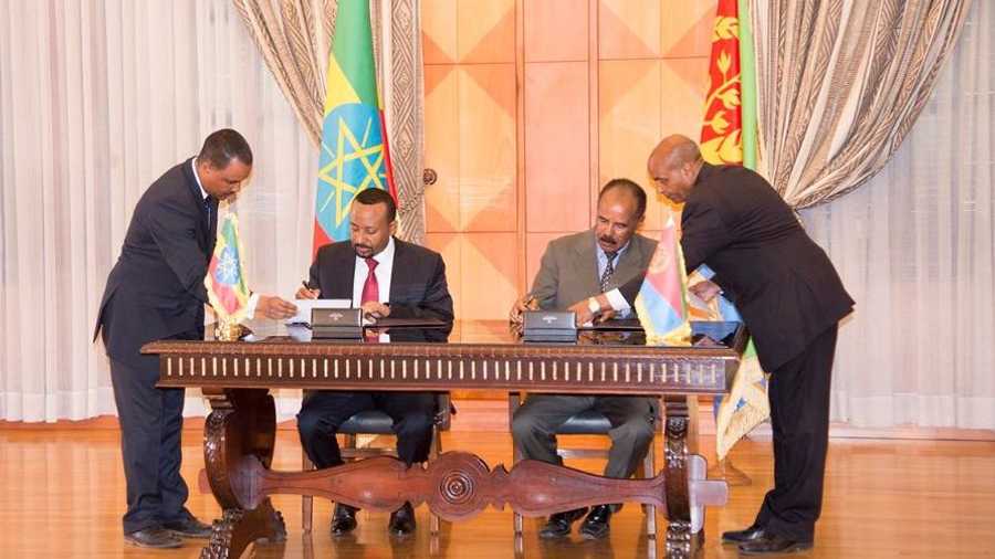 أفورقي وأحمد يوقعان اتفاق السلام