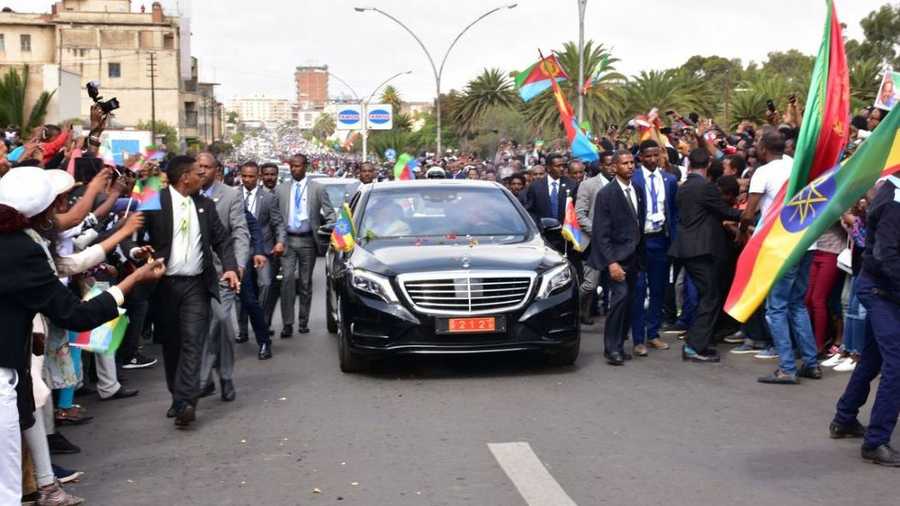 استقبال شعبي تاريخي لرئيس الوزراء الإثيوبي في أسمرة