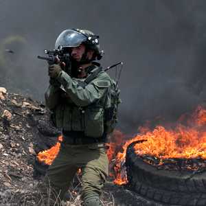 جندي إسرائيلي يطلق النار. أرشيفية