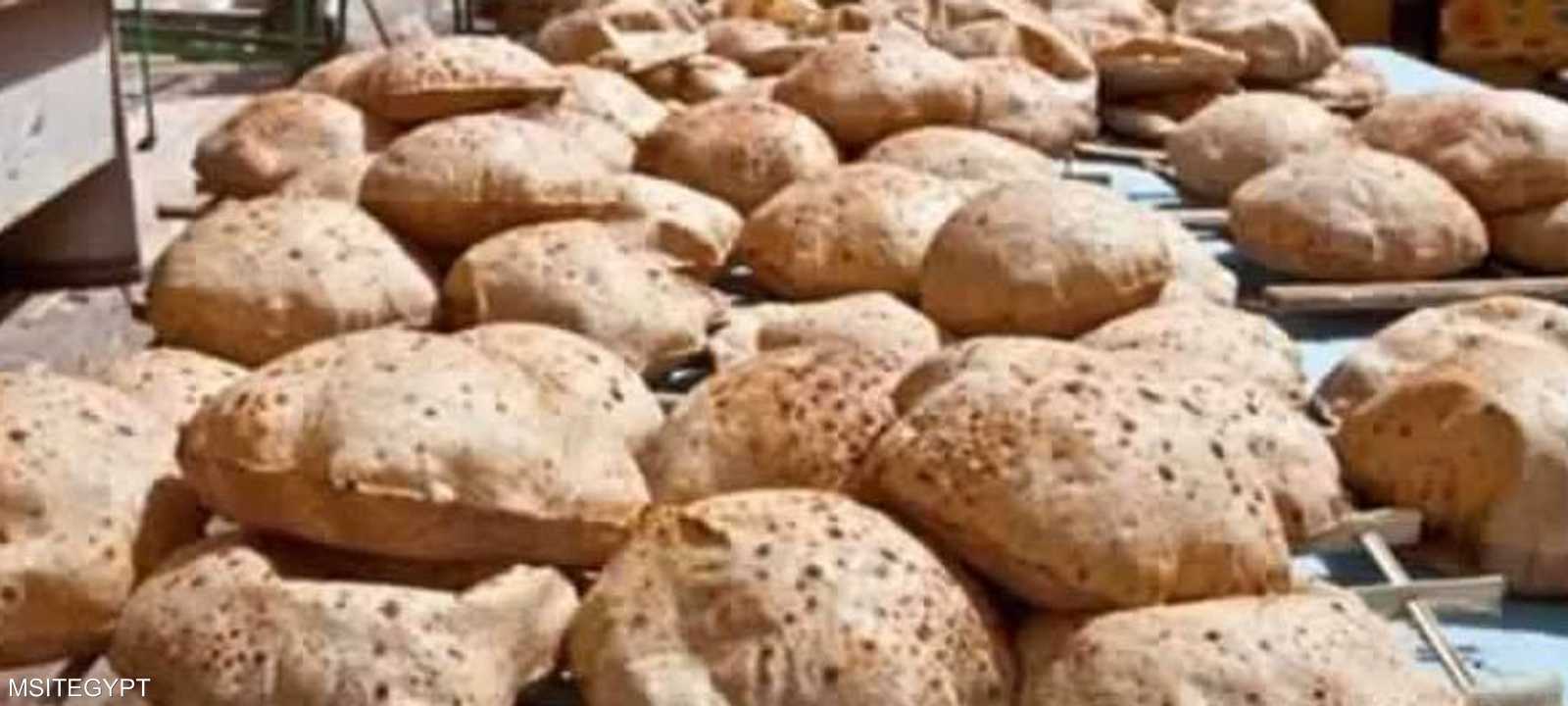 وزارة التموين تنفي إضافة مادة للخبز لتقليل الكثافة السكانية.