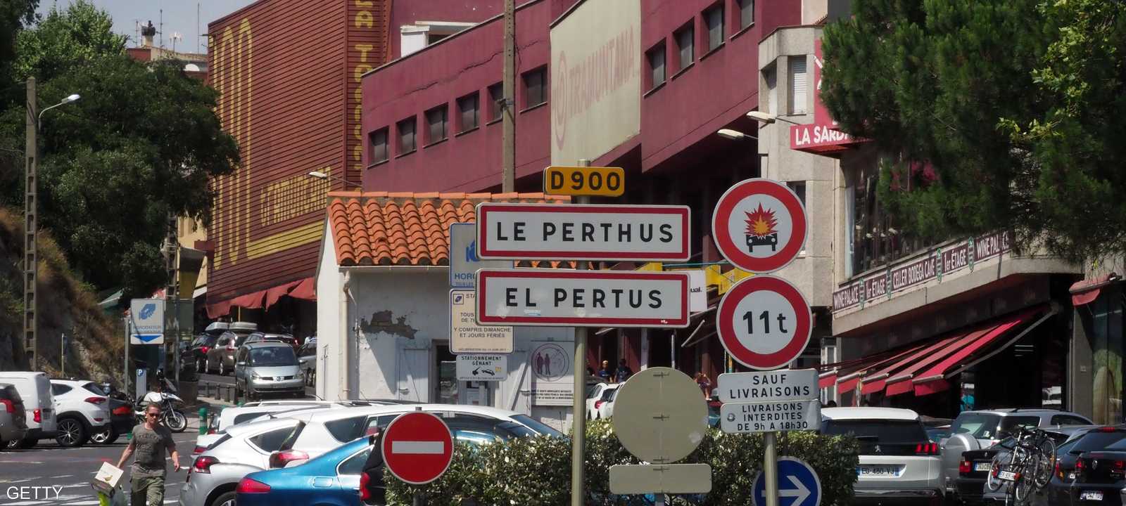 قرية لو بريوس الفرنسية الإسبانية