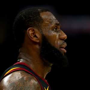 نجم كرة السلة الأميركي ليبرون جيمس