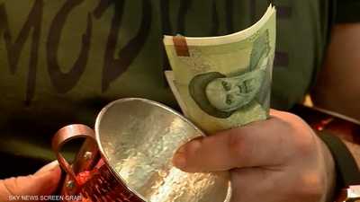 إيران.. عقوبات أميركية تهز الاقتصاد