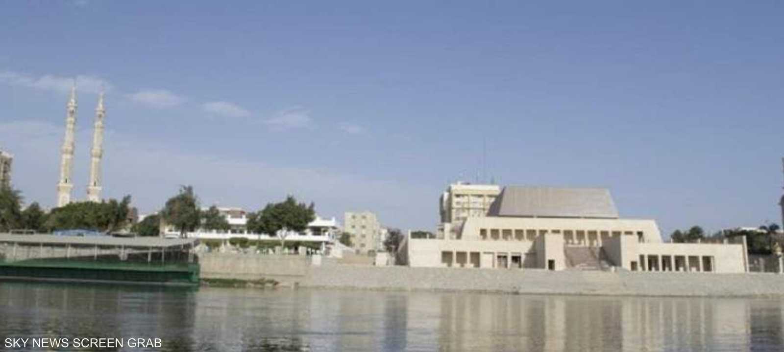 متحف سوهاج من الخارج