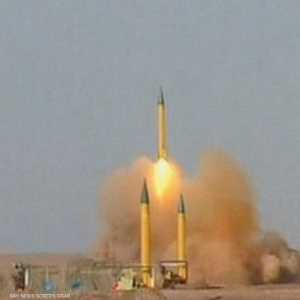 إيران تتحدى العالم بـ"فاتح مبين"