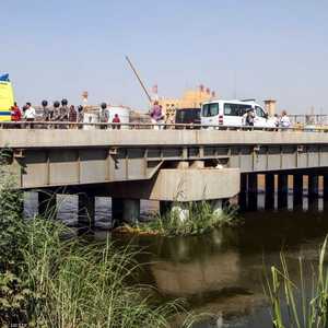 فرق الإنقاذ البحري انتشلت الرضيع حيا - أرشيف