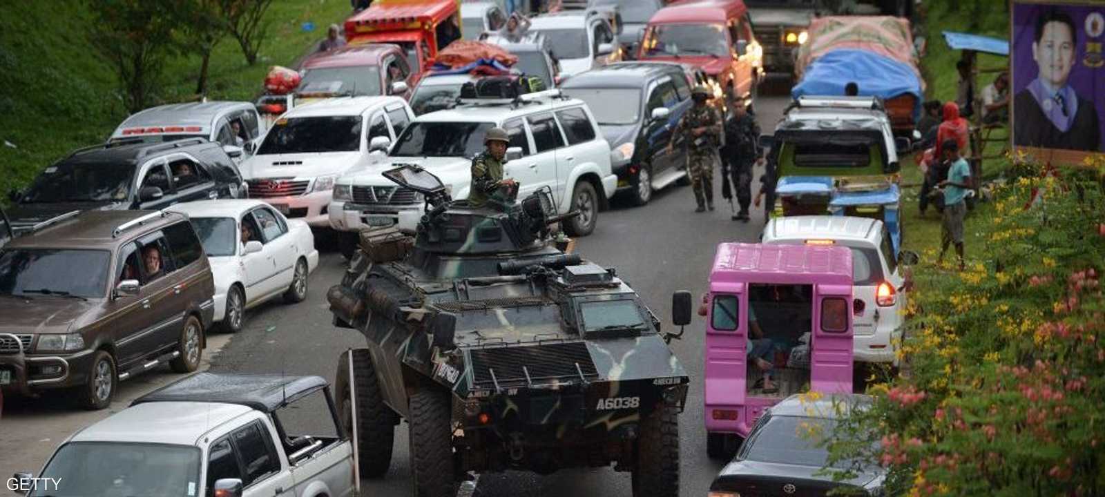 القوات تعقبت الرجل عندما أشار القرويون إليه - أرشيف