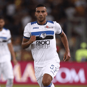 لاعب الكرة العراقي علي عدنان